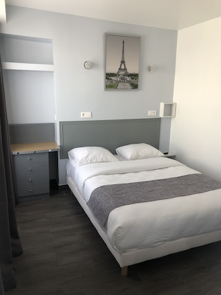 ホテル クローゼル