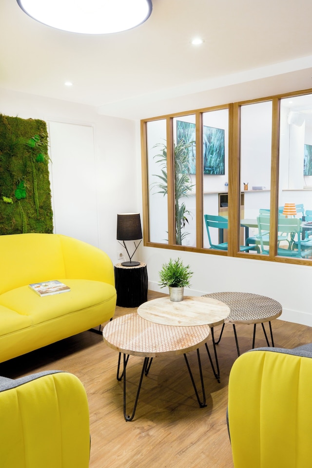 ザ プレイチェ ホテル ＆ バー バイ ハッピーカルチャー