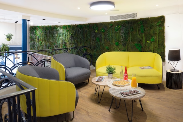 ザ プレイチェ ホテル ＆ バー バイ ハッピーカルチャー