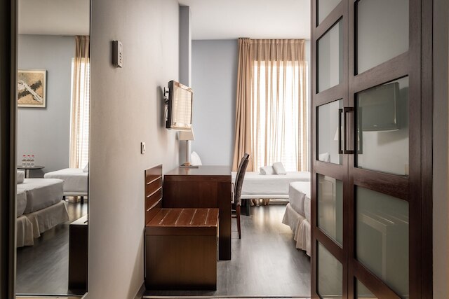 ホテル マダニス