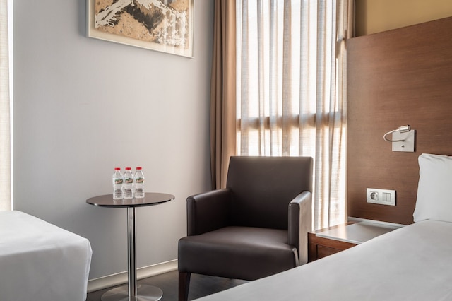 ホテル マダニス