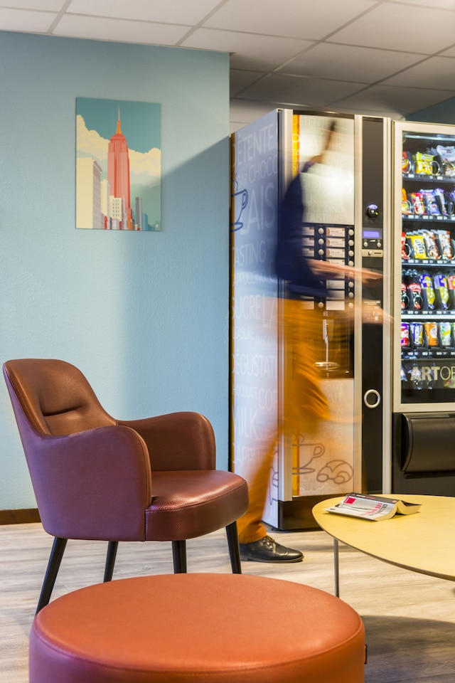 アパートスタイルホテル アダージョ アクセス レンヌ サントー