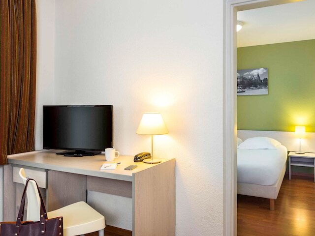 アパートスタイルホテル アダージョ アクセス レンヌ サントー