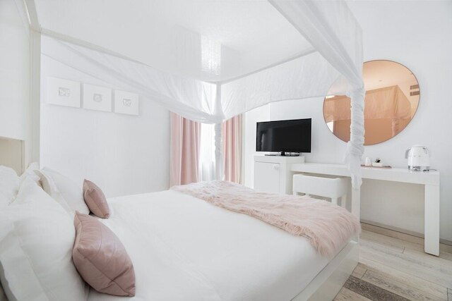 ユーロスターズ フローレンス ブティック