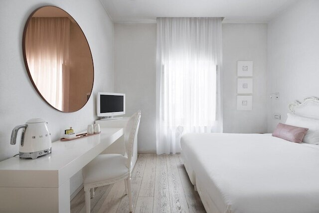 ユーロスターズ フローレンス ブティック