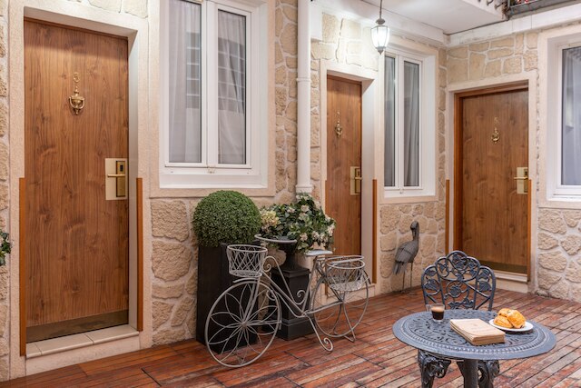 オテル イストリア バイ マグナ アルボール