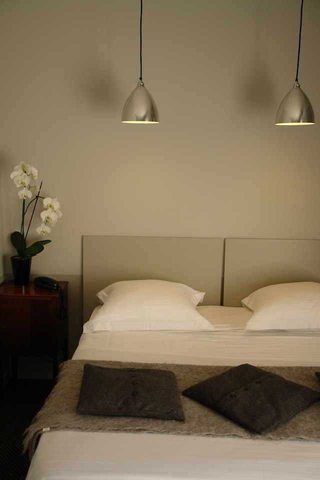 オテル ルコック ギャドビイ、ザ オリジナルズ リライス