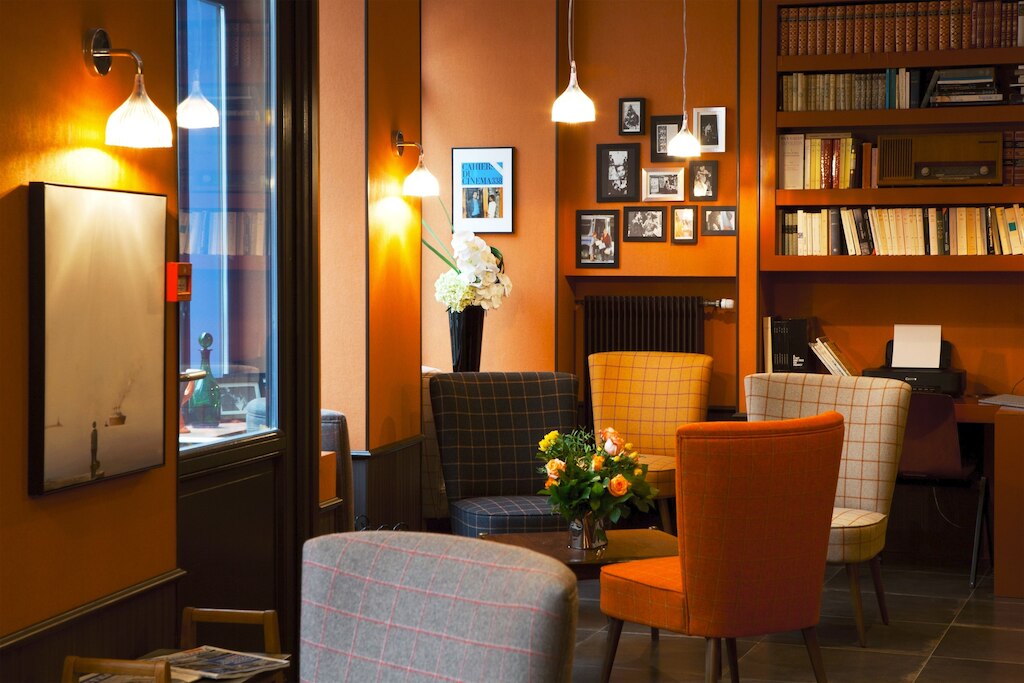 5.オテル ボリス V. バイ ハッピーカルチャー