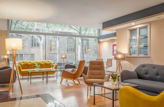 サノテル アストン