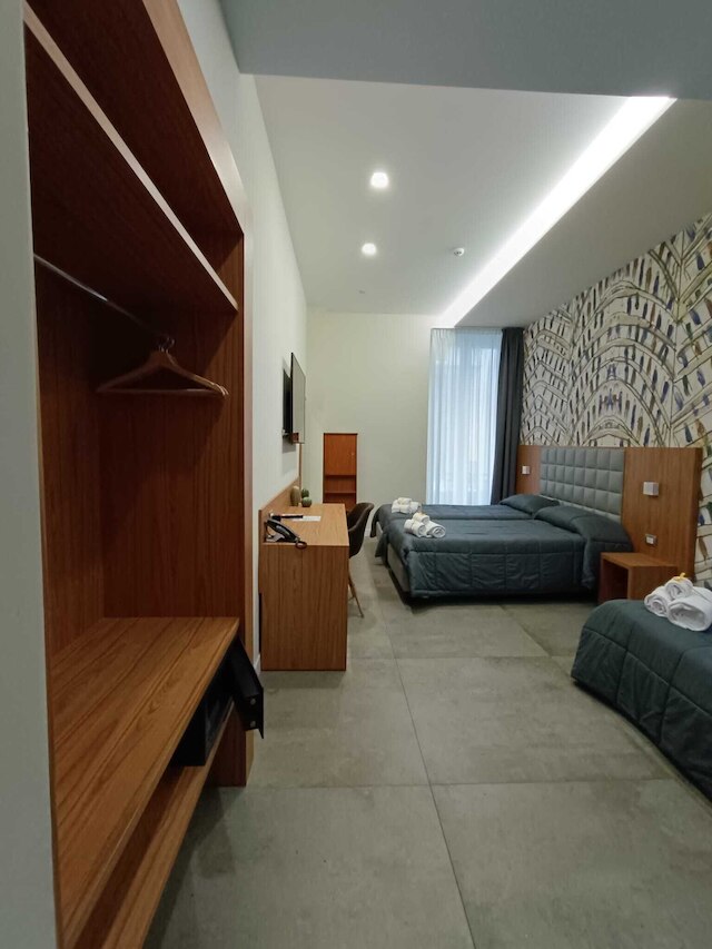 スキリッツィ ホテル