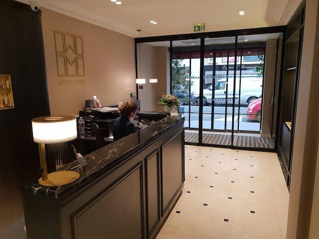 レノックス モンパルナス ホテル