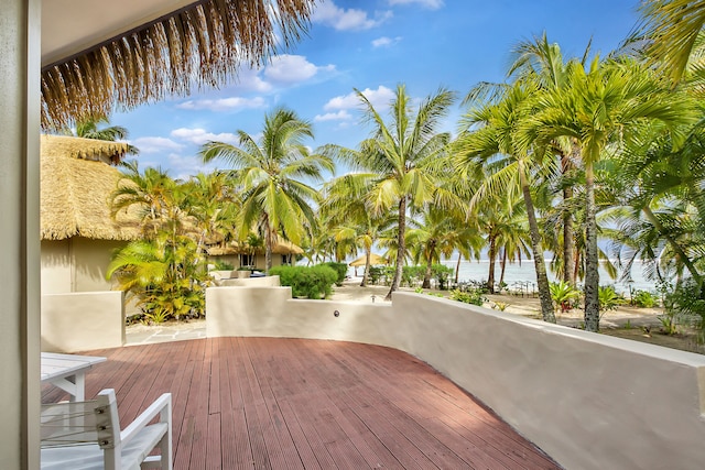 クラウン ビーチ リゾート & スパ