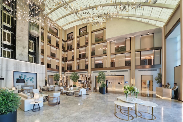 アル アイン ロタナ