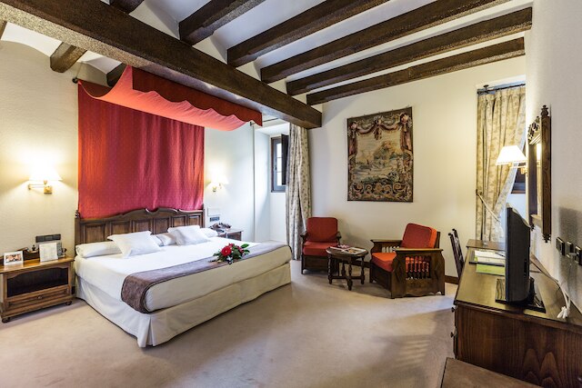 ユーロスターズ ロス アグスティノス