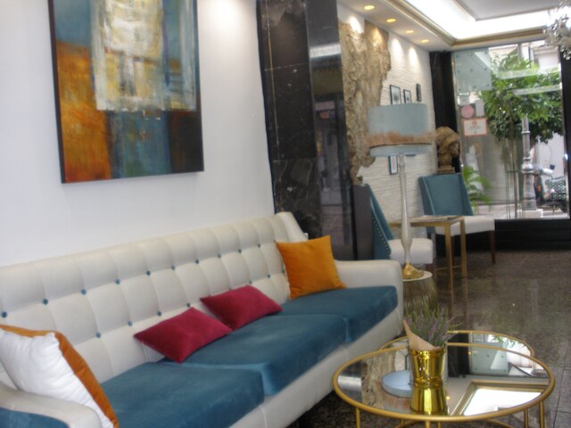 サクロモンテ ホテル