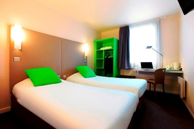 カンパニール パリ ウエスト - ジェネヴィリエ バルバニー