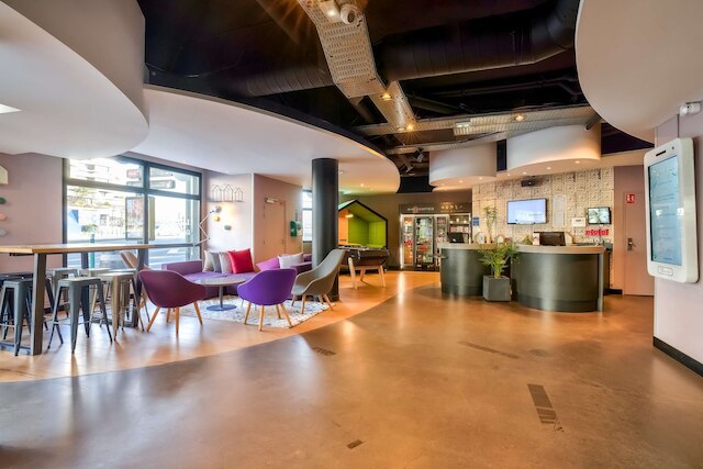 カンパニール パリ ウエスト - ポン シュレーヌ