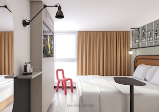 キリヤード パリ ウエスト - コロンブ