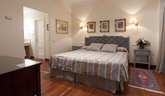 ホテル ドニャ マリア