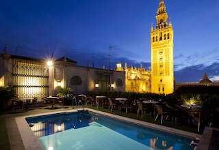 ホテル ドニャ マリア