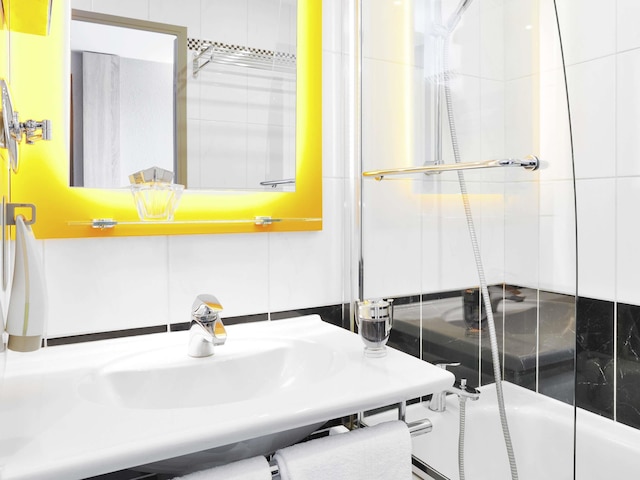 イビス スタイル リール マルク アン バルール