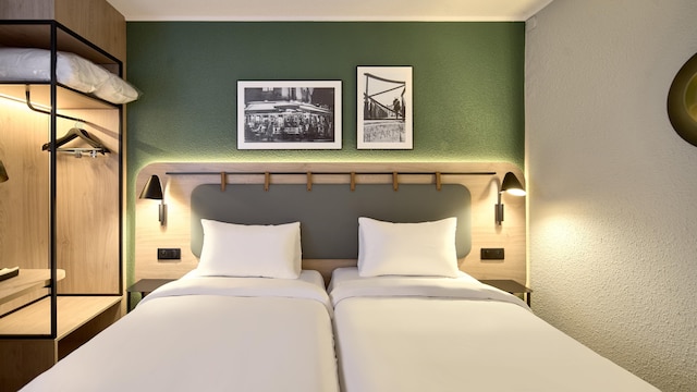 カンパニール パリ ウエスト - ナンテール - ラ ファンス