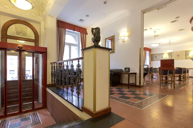 ホテル チボリ プラハ