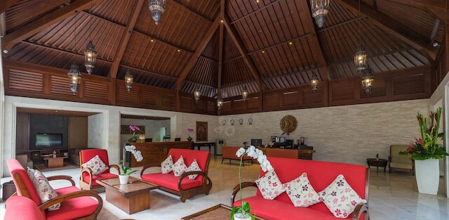 ギリヤ・サントリアン・ア・ビーチ・リゾート＆スパ