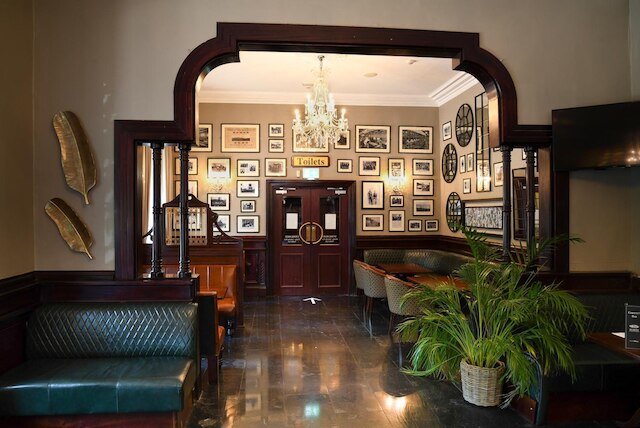 ブラーニー ウーレン ミルズ  ホテルBW シグネチャー コレクション