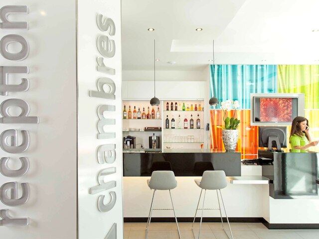 イビススタイルズパリポルトドルレアンホテル