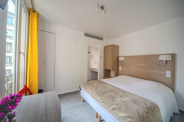 カサ セレナ パリ ホテル