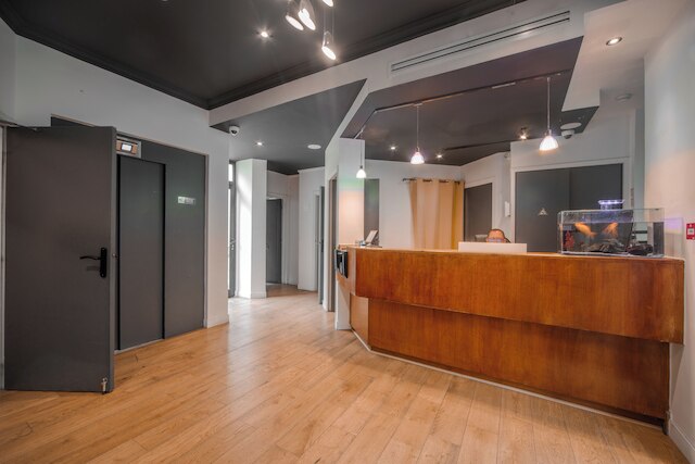 カサ セレナ パリ ホテル