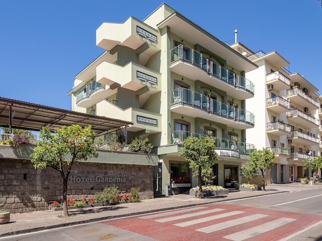 ガーデニア ソレント コースト, アセンド ホテル コレクション