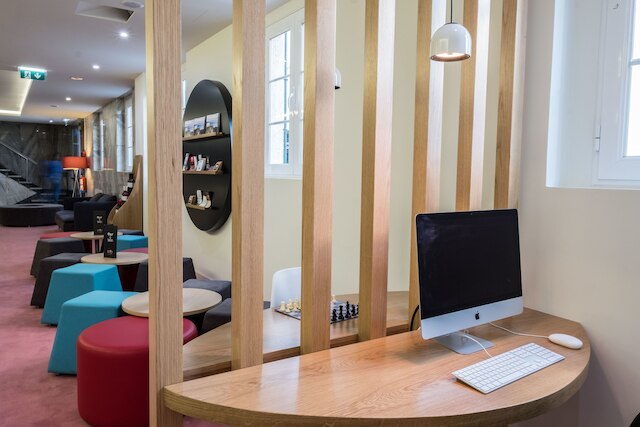 ステイ ホテル エボラ セントロ