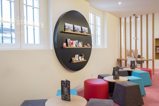 ステイ ホテル エボラ セントロ