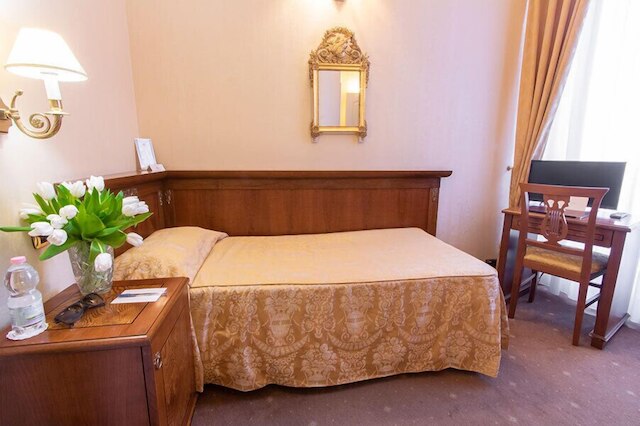 ホシアヌム パレス