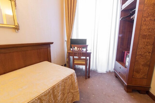 ホシアヌム パレス