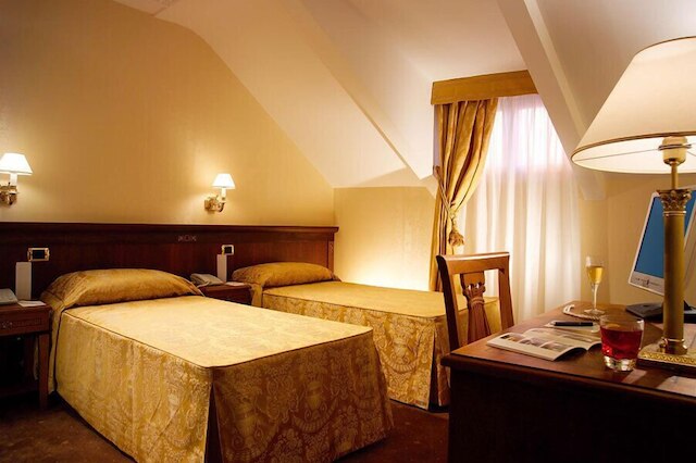 ホシアヌム パレス