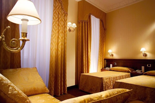 ホシアヌム パレス