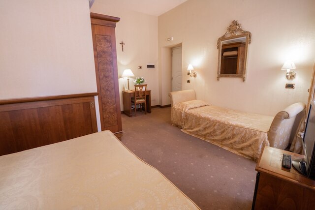 ホシアヌム パレス