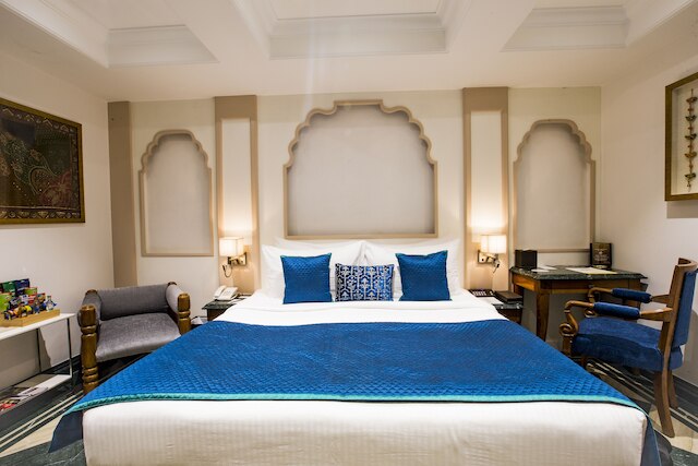 ホテル バワ コンチネンタル