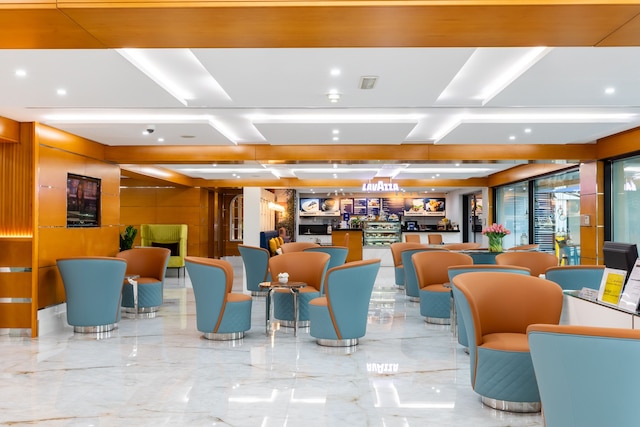 ゴールデン サンズ ホテル アパートメンツ