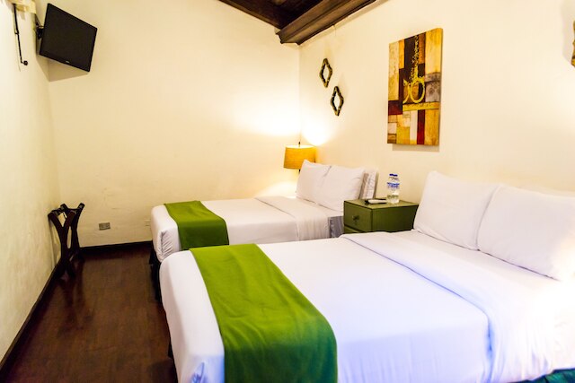 エル カルメン ホテル