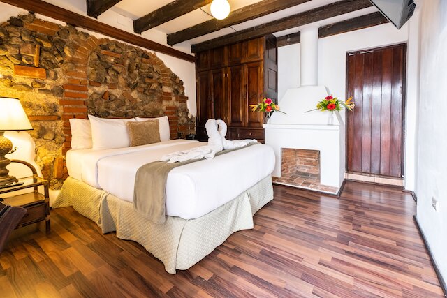 エル カルメン ホテル