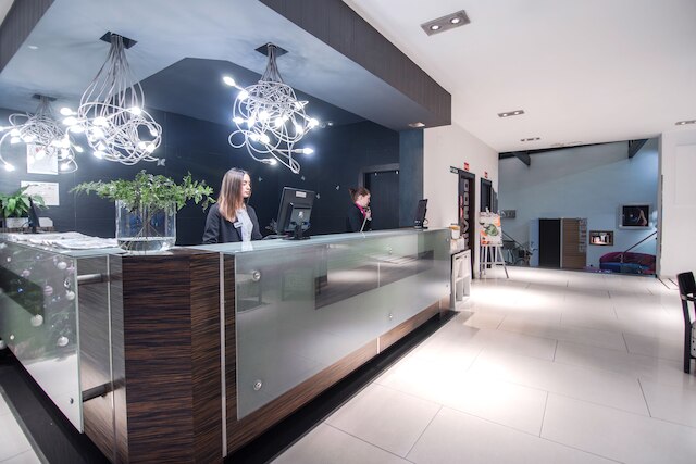 プチ パレス プレジデント カステリャナ