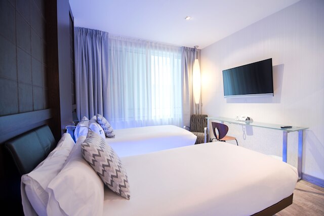 プチ パレス プレジデント カステリャナ