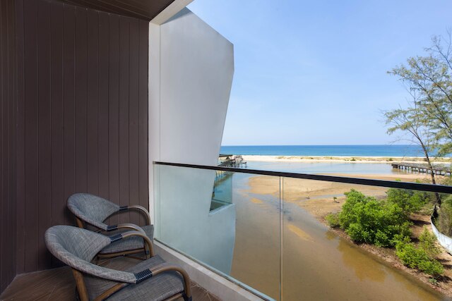 ザ ホットスプリング ビーチ リゾート & スパ