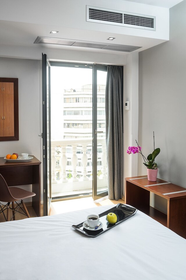 アテネ オデオン ホテル