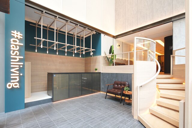 ダッシュ リビング オン ハリウッド