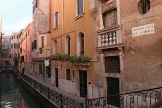 ホテル ロカンダ カナル